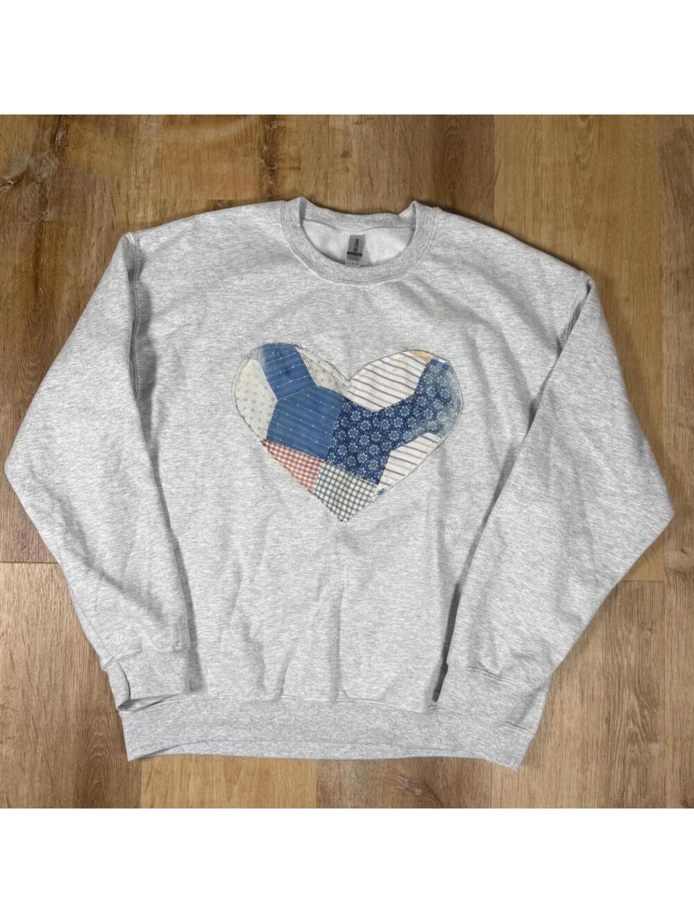 Patchwork Heart Sweatshirt – Grey (L)